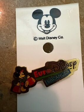 Disney Kids EuroDisney Vacances Enamel Pin - Black, Red, Green, Blue, Gold